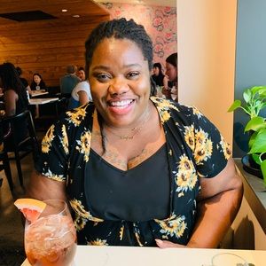 Meet your Posher, Jasmine